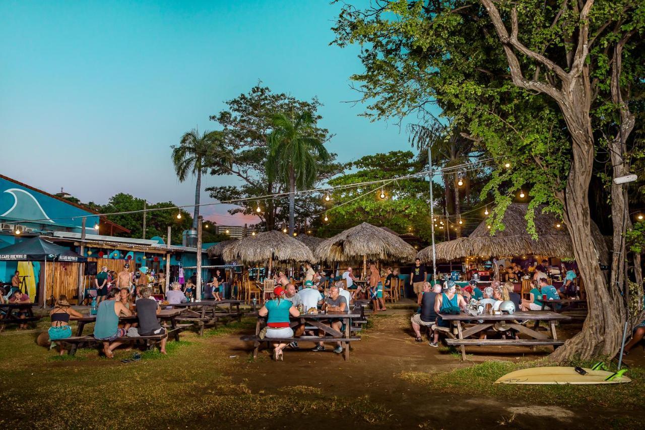 Witch'S Rock Surf Camp Hotel Tamarindo Exterior photo
